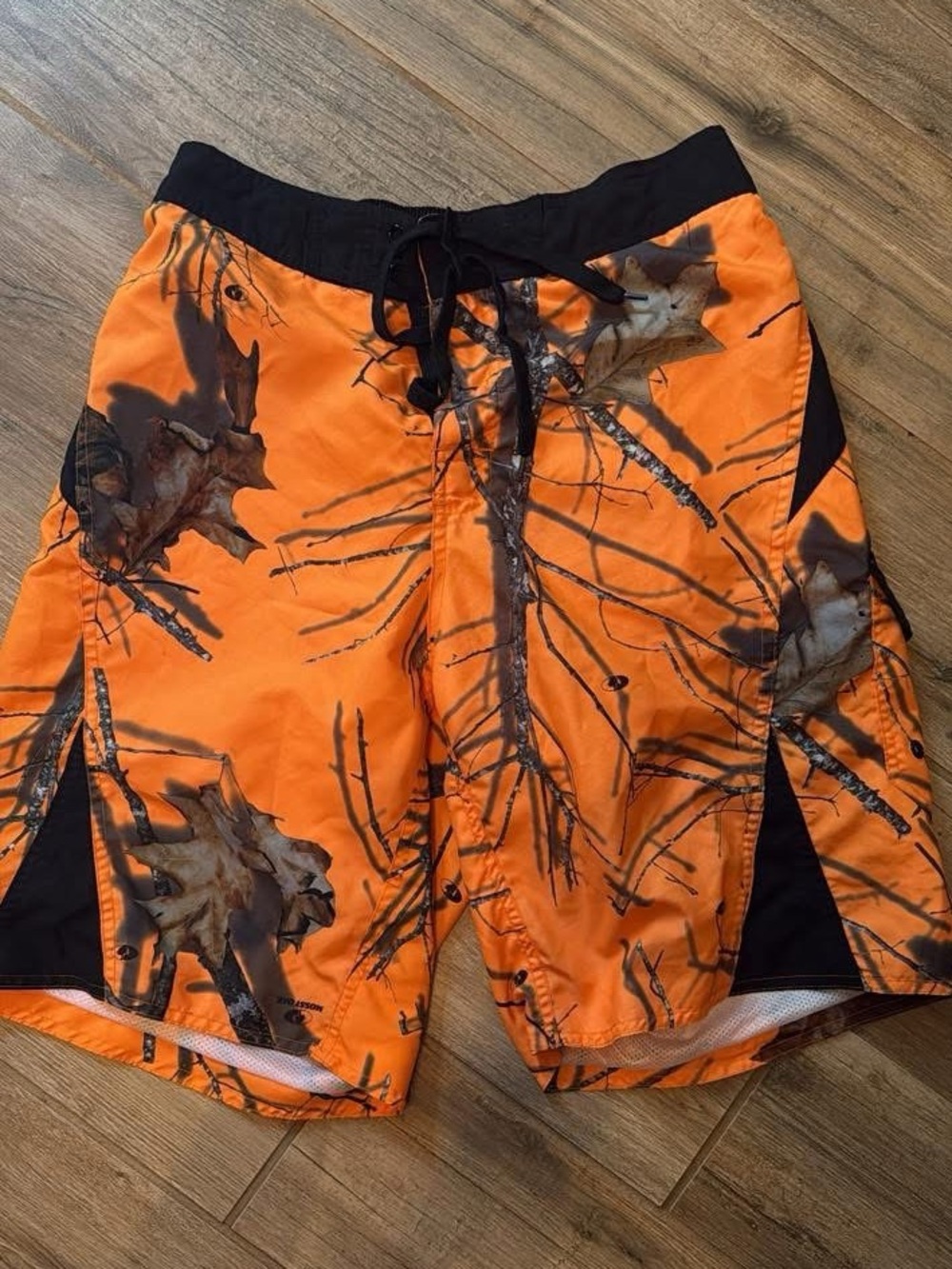 Men’s Mossy Oak Camo Swim Trunks - Medium
